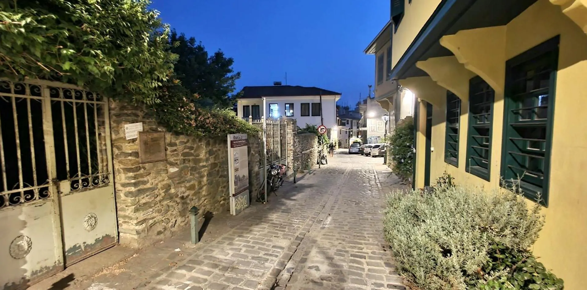 Bi&Ly 34 Old Town With View Apartment Salonic